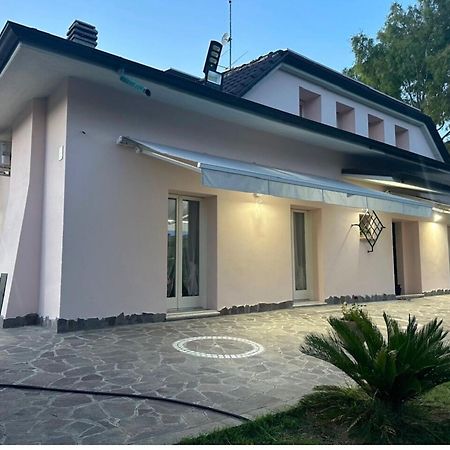 Villa Ninfea Lux Tavullia, Jacuzzi, Garden, Wifi, Ac Экстерьер фото